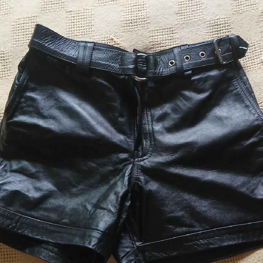 Elegant Black Leather Women's Shorts